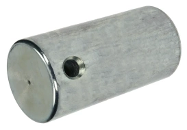 Sworzeń łączenia uchwytu obrotowego (konika) do ramy BOBCAT E26